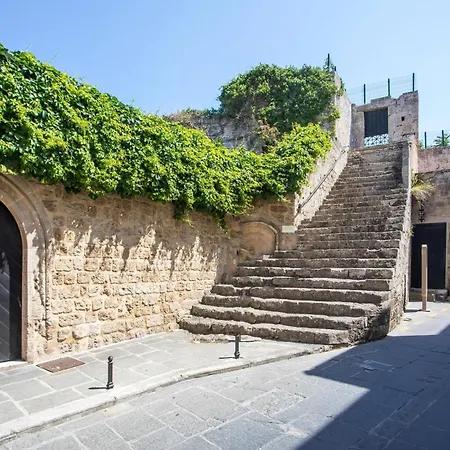 Casa de Férias Alexandras Stone House *