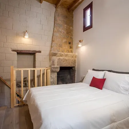 Vakantiehuis Alexandras Stone House