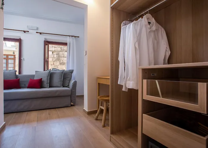 Vakantiehuis Alexandras Stone House