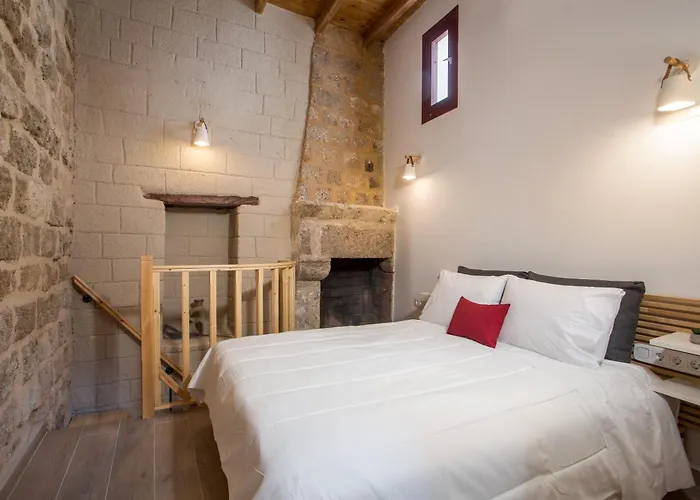 Holiday home Alexandras Stone House