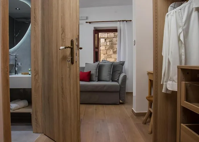 Vakantiehuis Alexandras Stone House Rhodes City