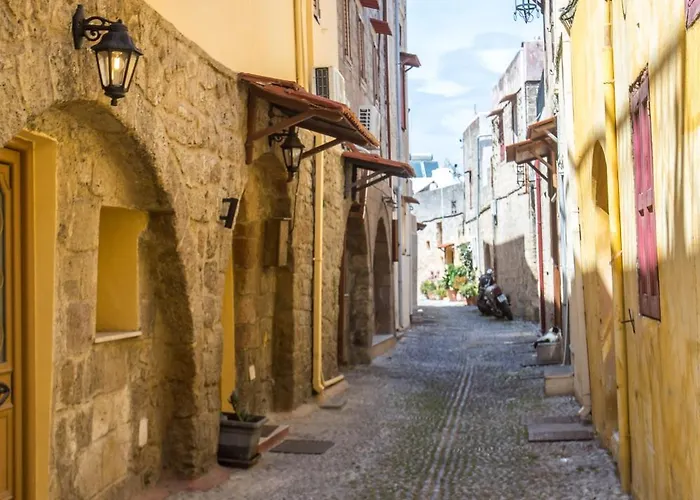 Alexandras Stone House Vakantiehuis *